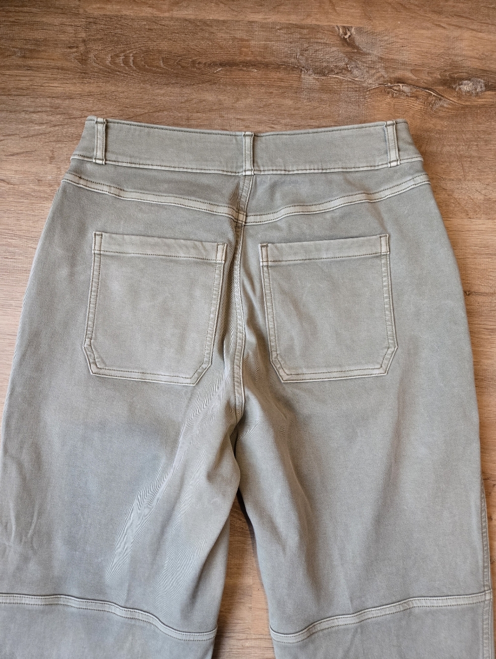 Spanx Stretch Twill Straight Leg Pants in Olive Oil Size M - Picture 6 of 11